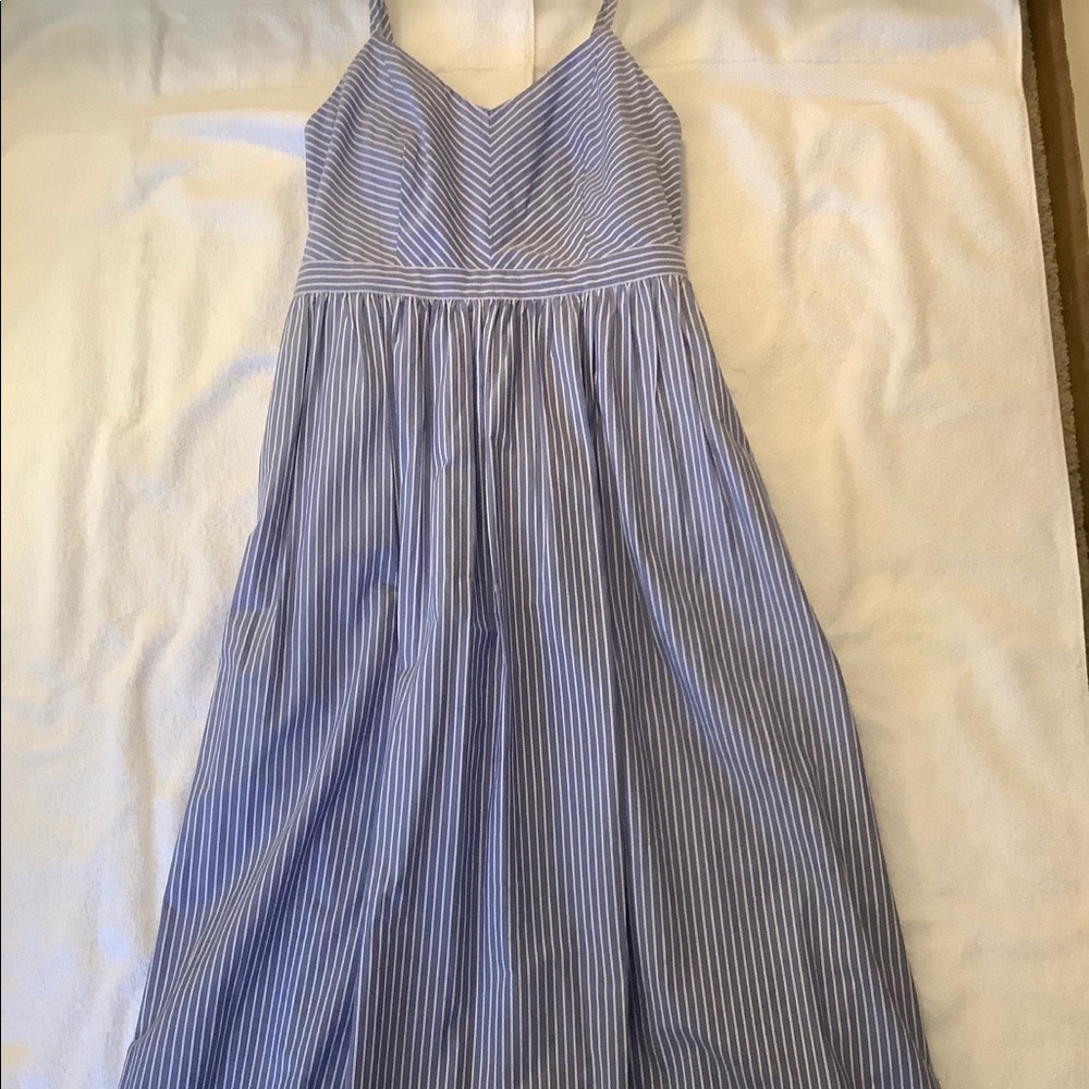 LOFT BLUE AND WHITE STRIPED MAXI DRESS SZ6